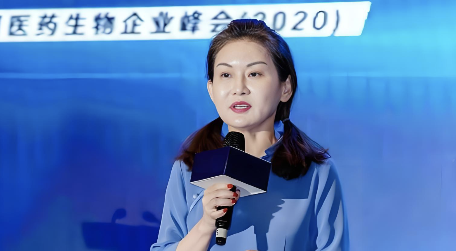 赵燕和华熙生物：事业为心还是逐利为本？丨正经深度