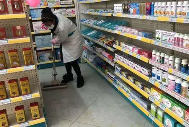 找药店比找厕所还容易,遍地开花的大药房,一年能赚多少钱?