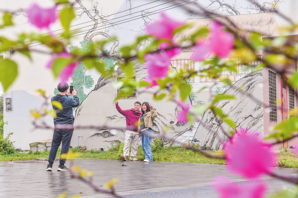 古村遇上古琴，一同 “弹” 出致富路