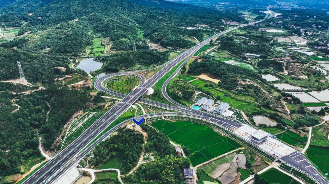 湖北→安徽，这条省际大通道已建成