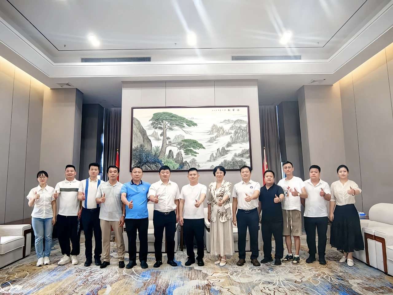 凝聚公益力量，共探合作新篇：海南绿芽慈善基金会与海南省潮汕商会、潮青会座谈交流