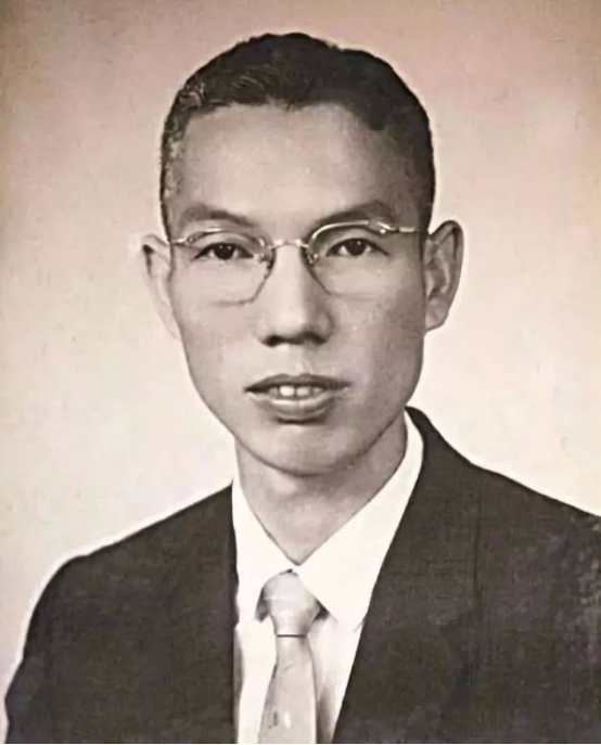 “皮革大王”田家炳:身价比肩李嘉诚,却生生把自己捐成穷人