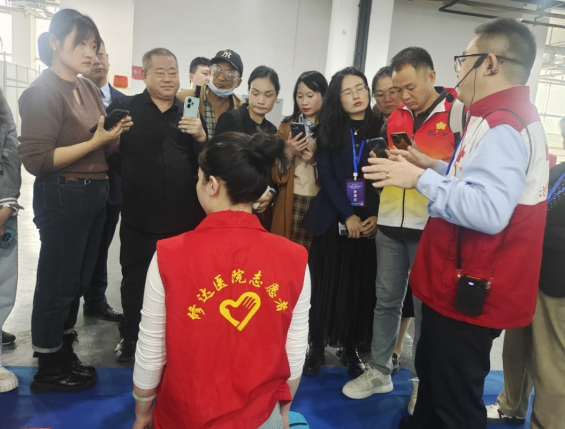安全护航筑基石，修达医院携“科技+公益”赋能银发产业新未来
