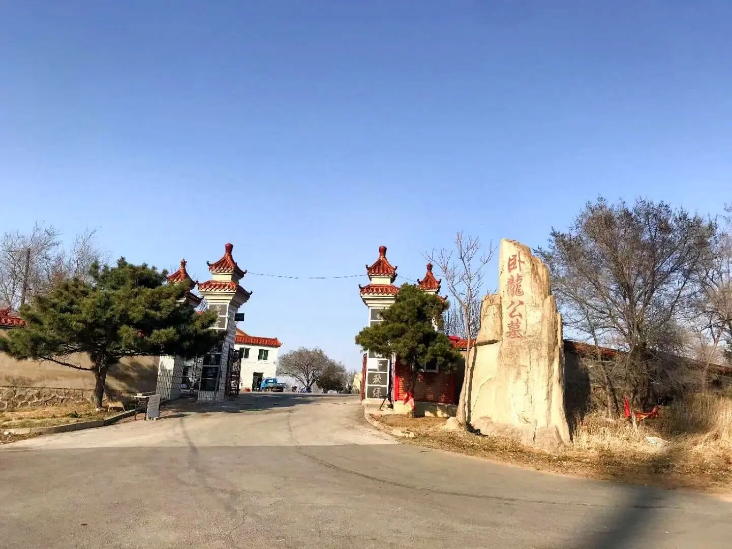 沈阳卧龙公墓：规划墓穴5万座，30余种不同风格的碑型，沈阳市民最信赖公墓