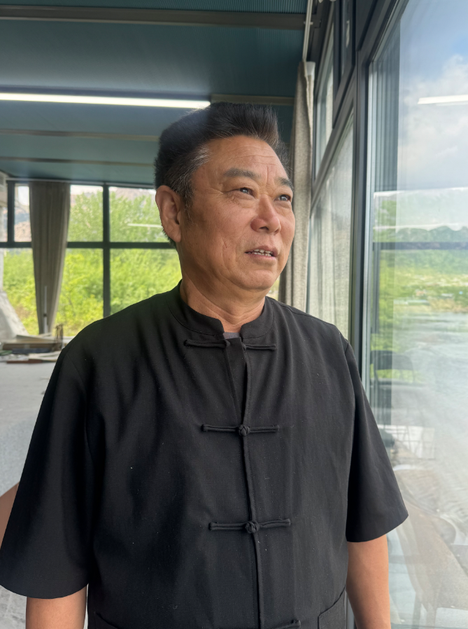 匠心融书画 妙艺琢美玉——艺术家卞康铭双线深耕铸就艺术传奇