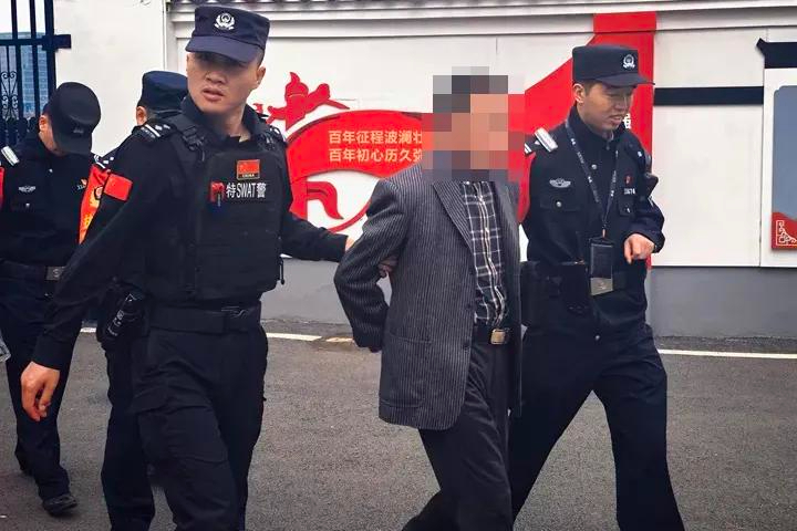 没有侥幸可言！两名网逃先后在新蒲落网