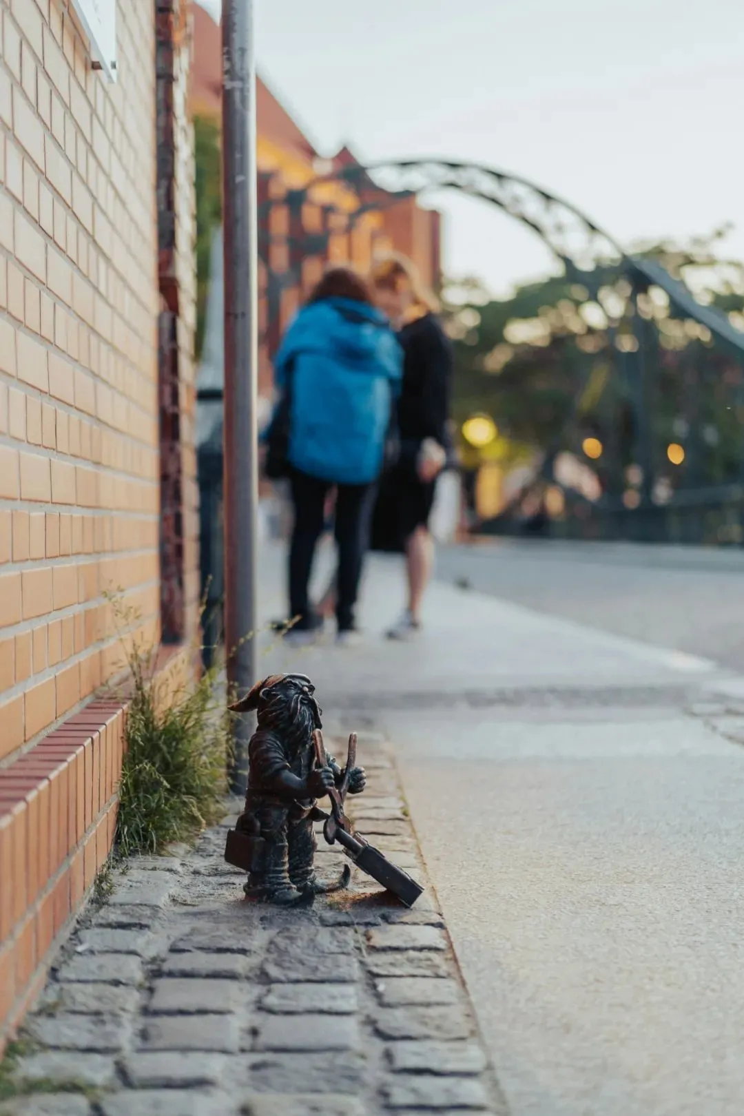 △弗罗茨瓦夫街头的小矮人。(图/unsplash)