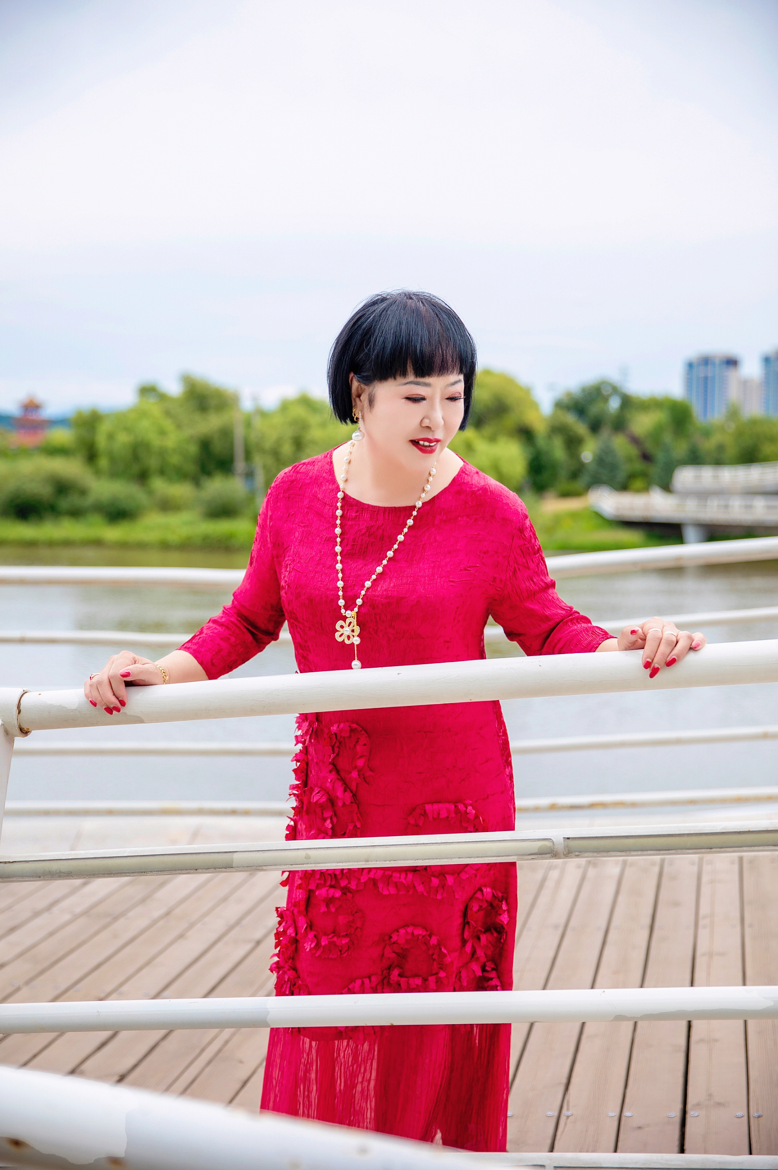 长篇小说《女记者》第二部—第十三章
