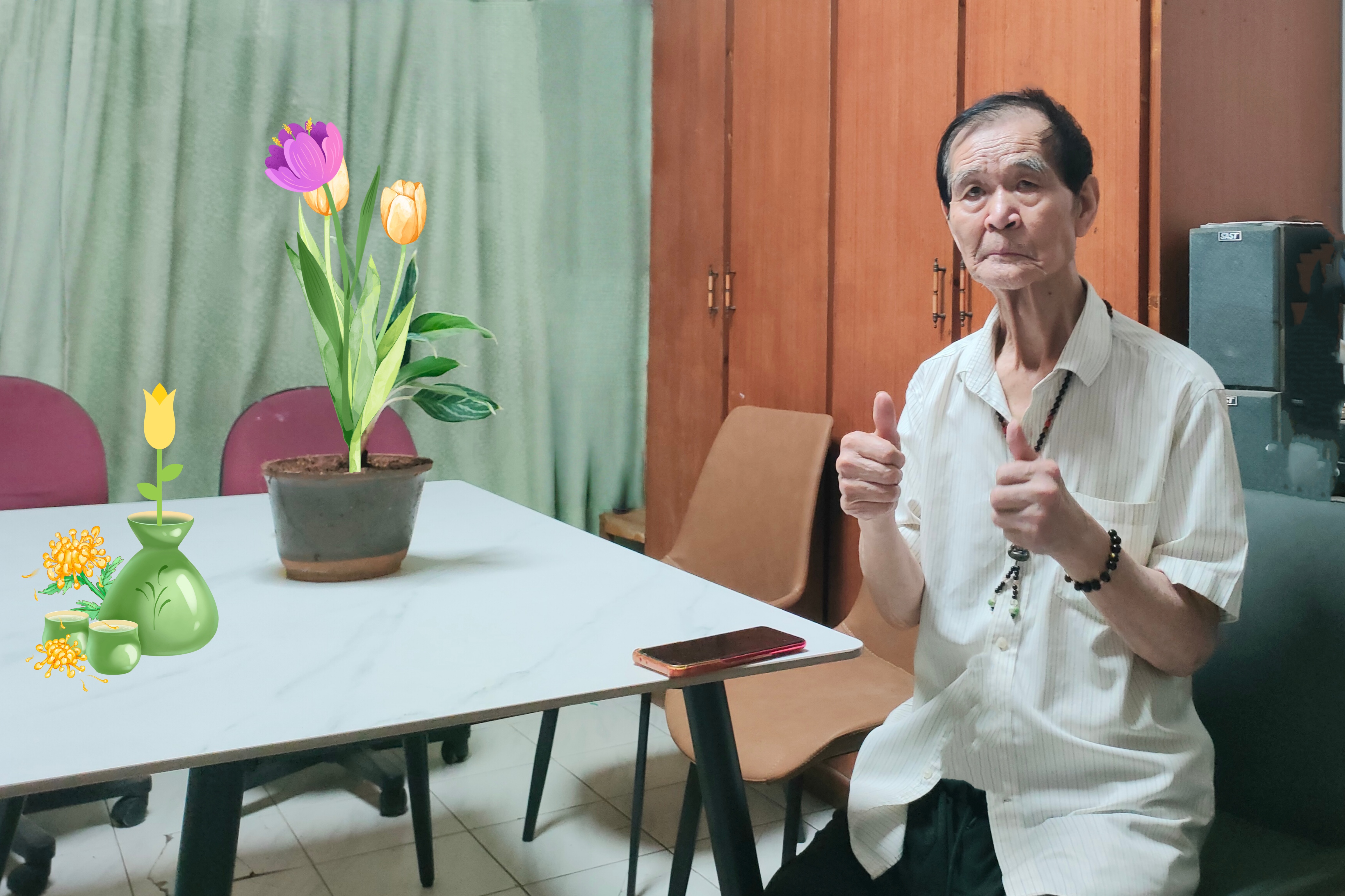 86岁老兵含泪告白：这群人，比亲儿子还卖力！
