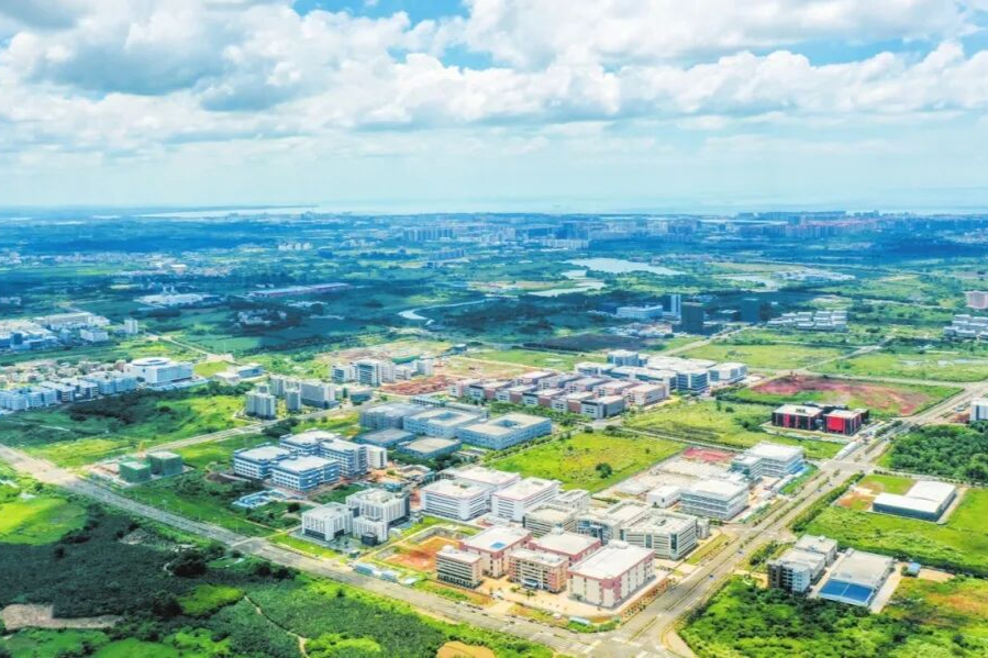 《人民日报海外版》关注：海口国家高新区“绿”意正浓