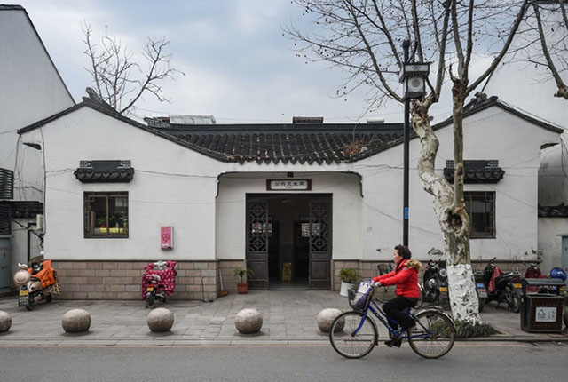 上半年存款最多的20个地级市,前10强被三省“承包”了,有你家吗