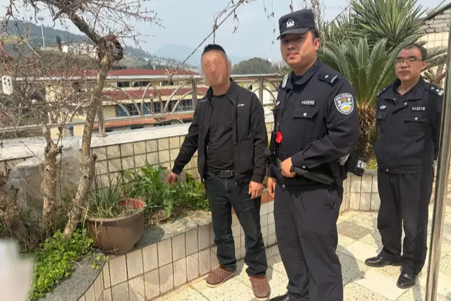 “空中警眼”发威！道真公安无人机精准铲除“罪恶之苗”