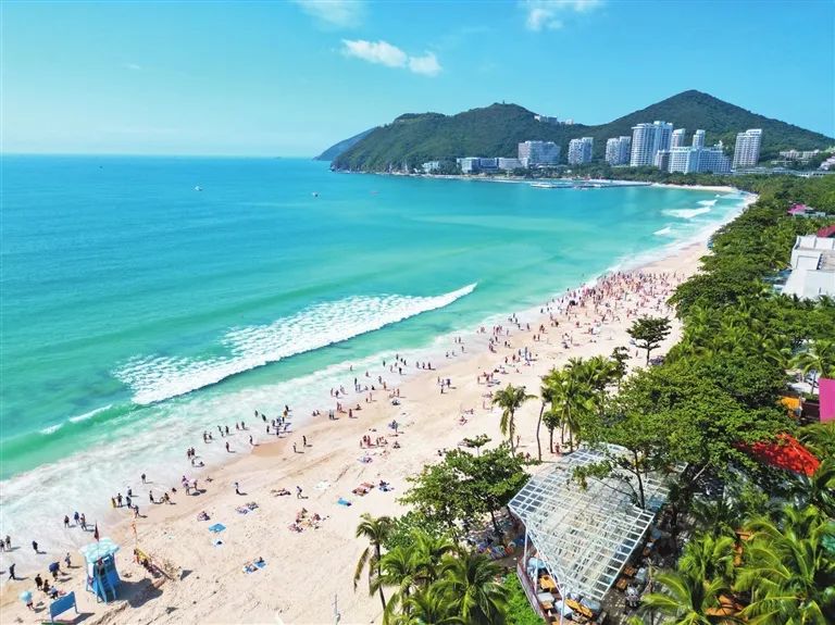 海南入境游增速超三成，境外导游在琼执业可申请“通行证”