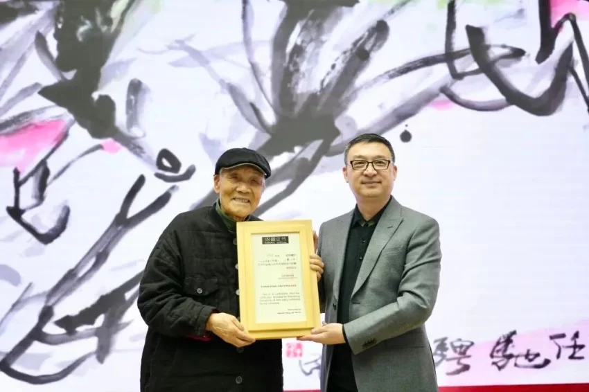 “大写之歌——齐辛民艺术系列展”在山东画院举行(图2) “大写之歌——齐辛民艺术系列展”在山东画院举行(图2)