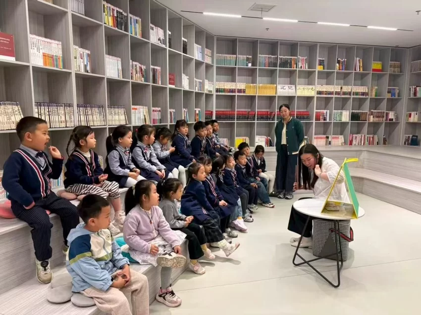 鹤壁市淇滨区:共促全民阅读·共建书香淇滨(图2) 鹤壁市淇滨区:共促全民阅读·共建书香淇滨(图2)