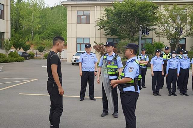 藏蓝铸忠魂 青春永留芳——沉痛追忆枣庄青年民警王琛(图18)