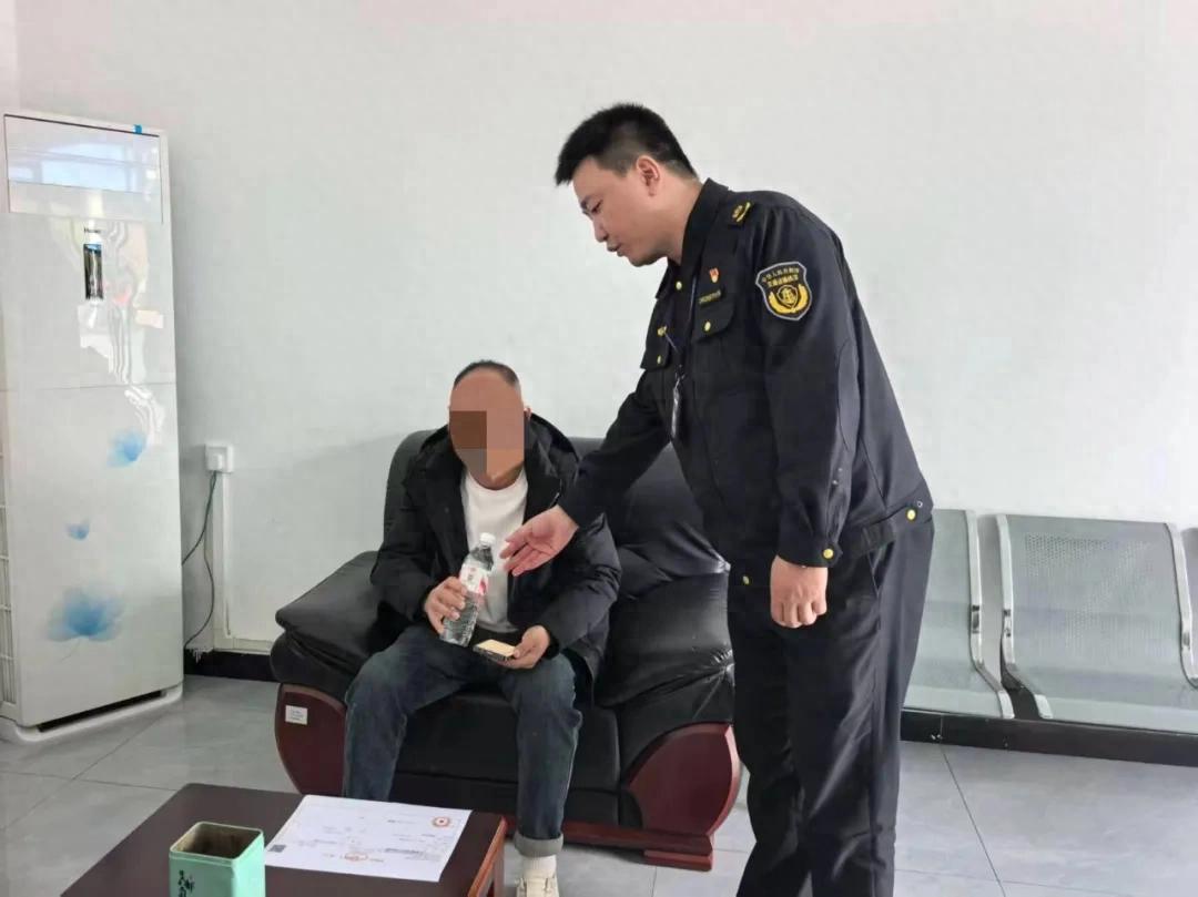 卡口卡住超限风险 碗口盛满执法温度
