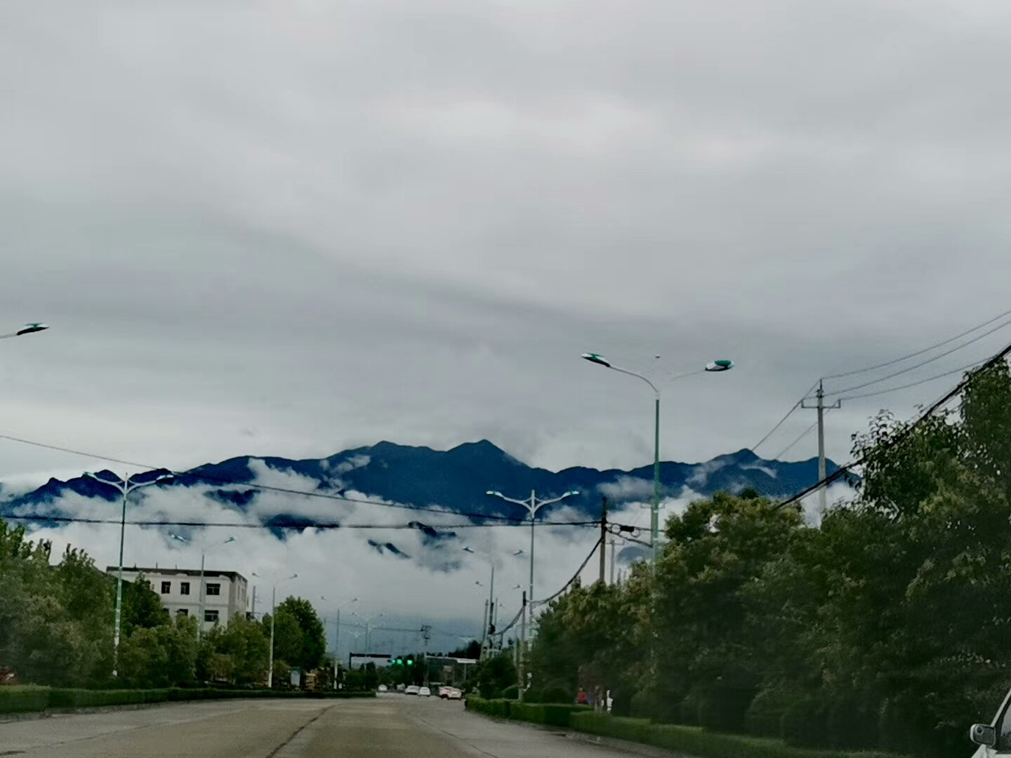 终南山下的涝河风景