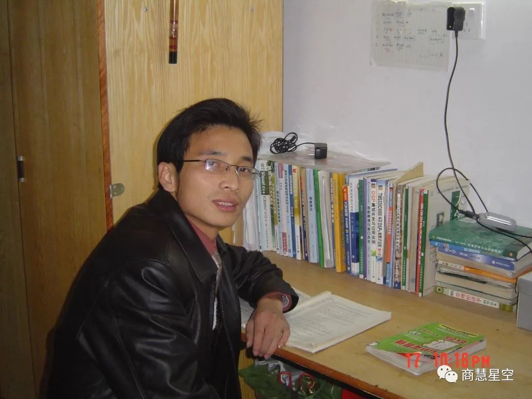 大学生活照1.JPG