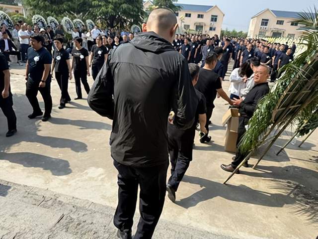 藏蓝铸忠魂 青春永留芳——沉痛追忆枣庄青年民警王琛(图20)