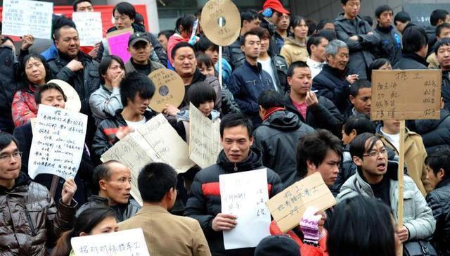 中国有14亿人,工厂却陷入了“用工荒”,打工人都去哪了?