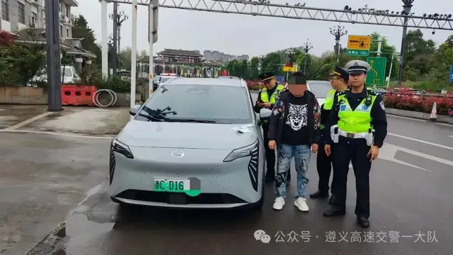 五大曝光丨看似正规车，实则违规揽客，曝光！