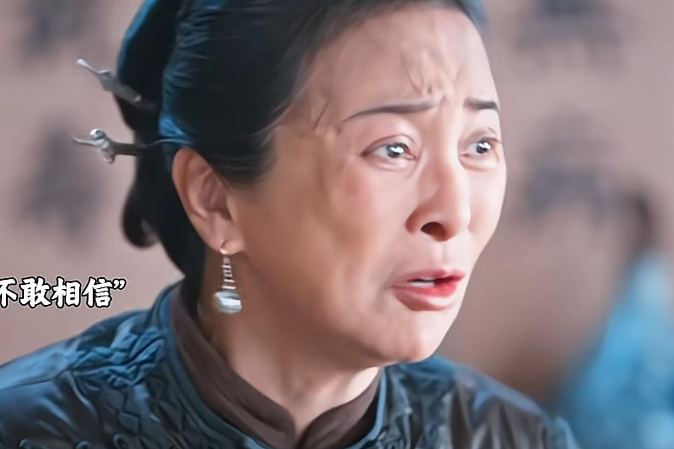 从《灼灼韶华》被骂，到为于朦胧爱犬兜底，李勤勤凭啥让人路转粉