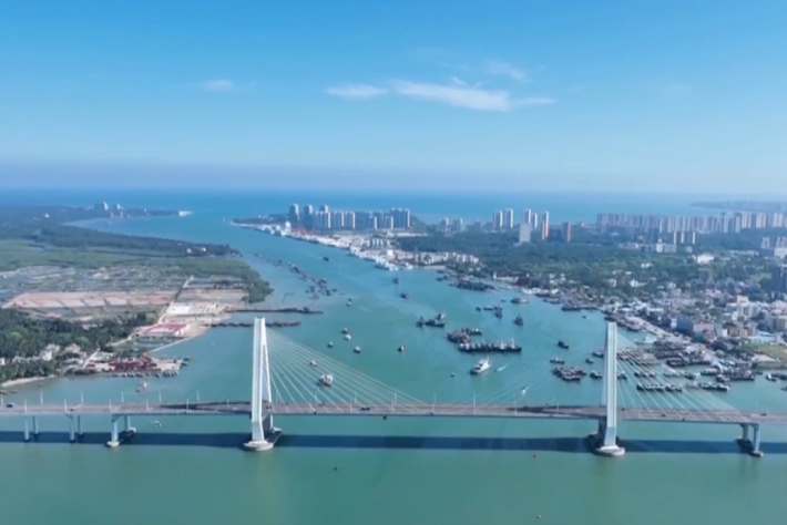 文昌：以航天为引擎 夯实民生之基 绘就滨海旅游新图景
