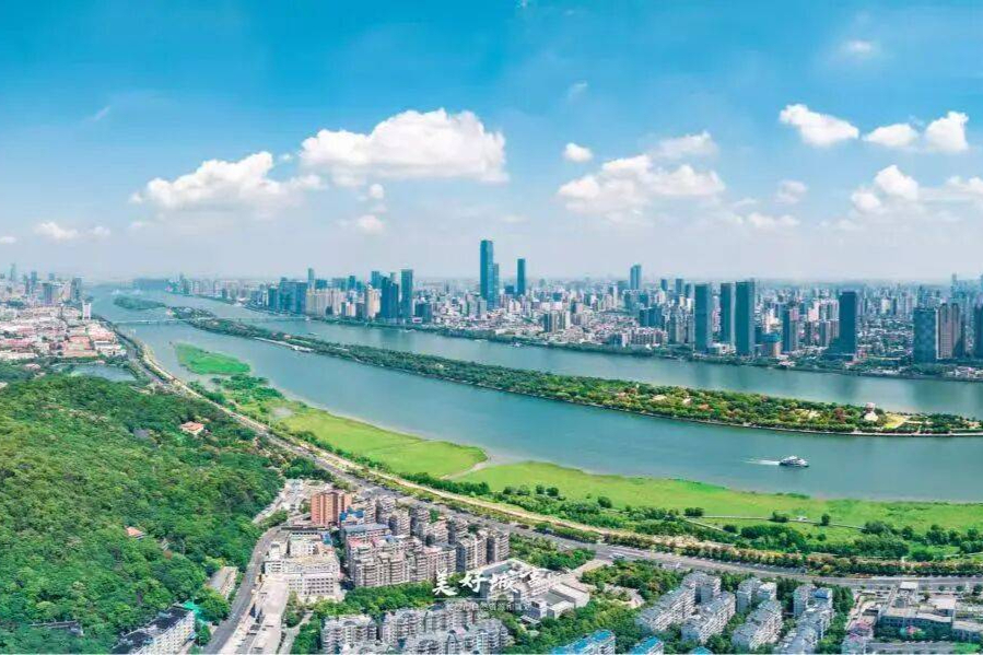 大产业顶天立地，大民生润物无声：透视长沙2026两会新坐标