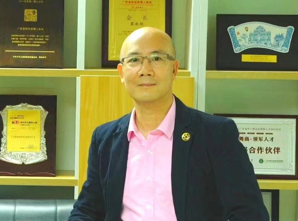 找寻千里马 先要有伯乐  ——专访湖南省职业经理人资质认证评价委员会主任 蔡敬聪