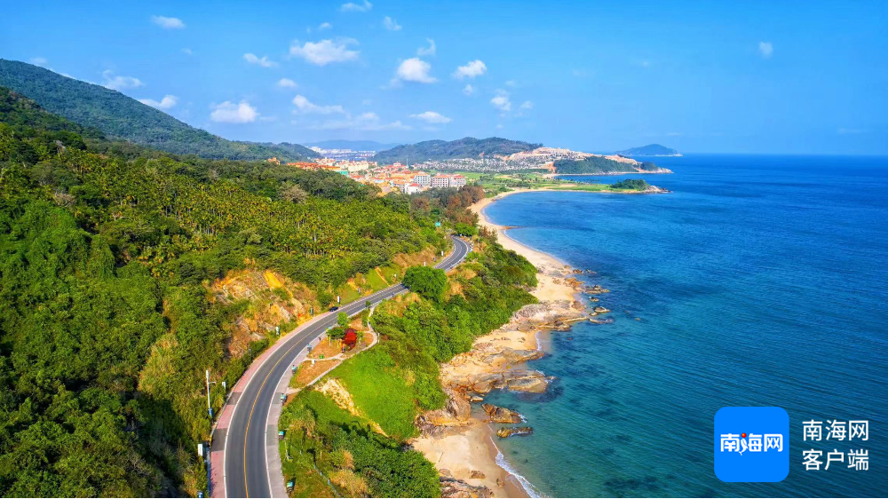 环岛旅游公路的AB面 | 海南环岛旅游公路，如何一路生花？