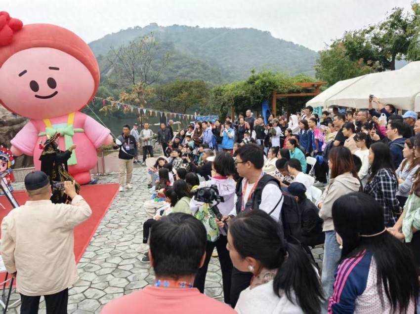 2025怀柔国潮文化季戏剧市集亮相黄花城水长城(图1) 2025怀柔国潮文化季戏剧市集亮相黄花城水长城(图1)