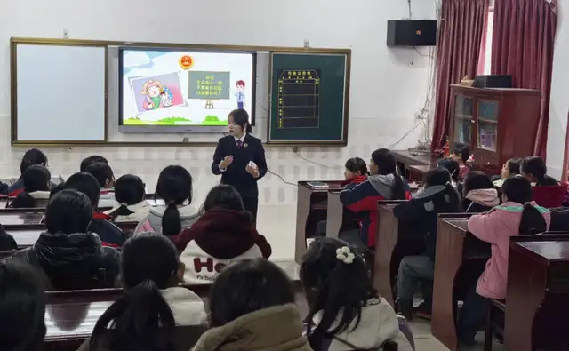 法治护航“她”成长！——凤冈县检察院为女童筑牢防侵害安全墙
